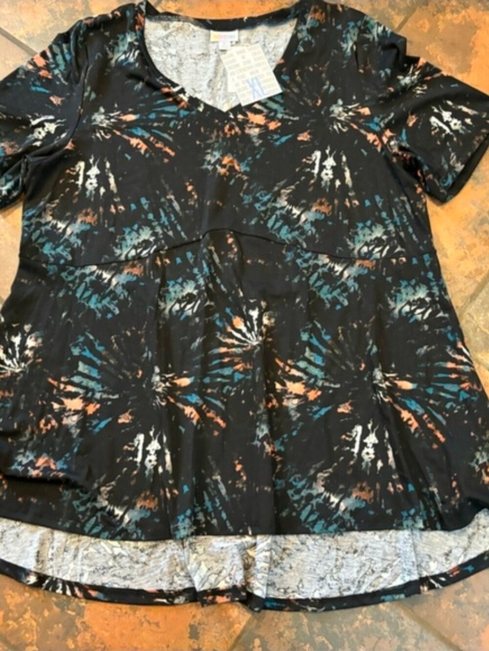 NWT 4th of July Red White & Blue Fireworks LuLaRoe Jana TieDye Empire Swing Top